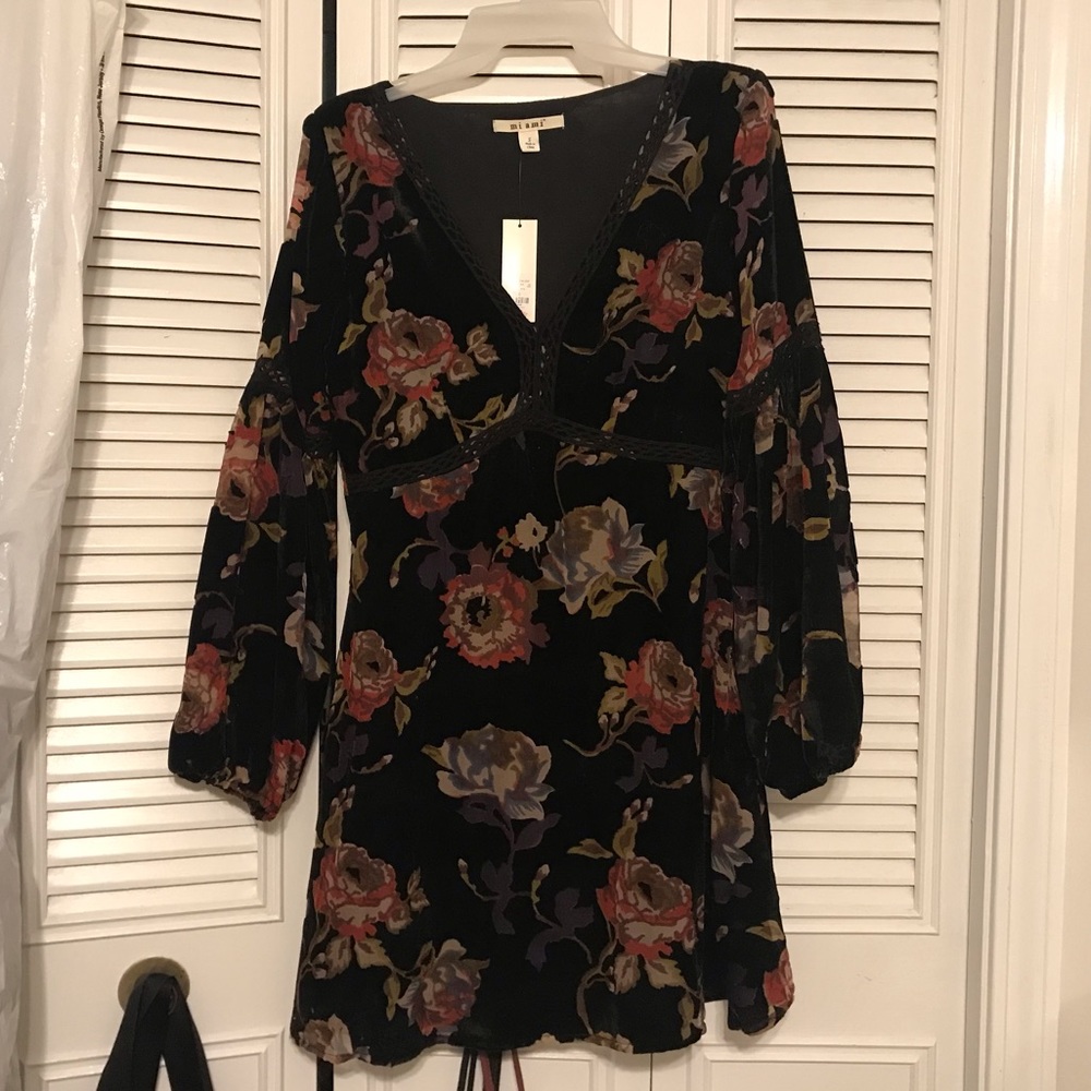 Long sleeve dress